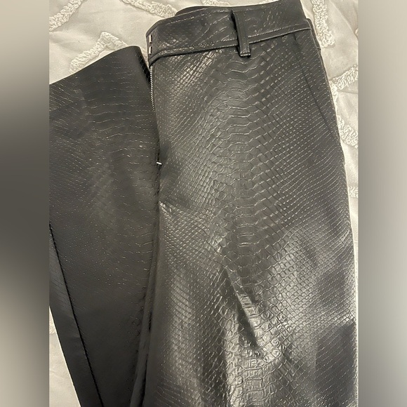 Aritzia size 6 black leather pants with snakeskin detail - Picture 3 of 3